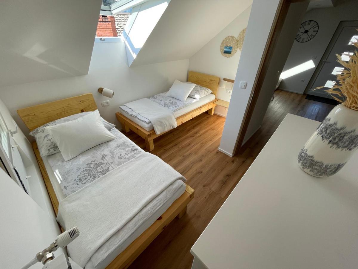 Apartma Guide 360 ボヴェツ エクステリア 写真
