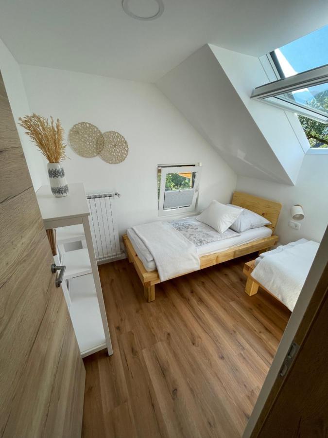 Apartma Guide 360 ボヴェツ エクステリア 写真