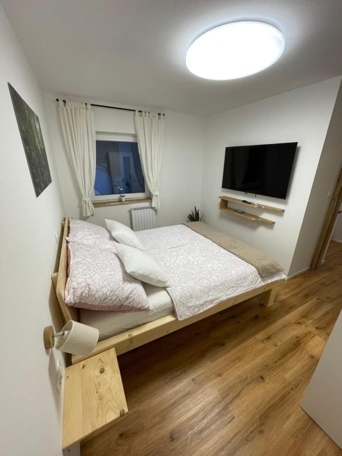 Apartma Guide 360 ボヴェツ エクステリア 写真