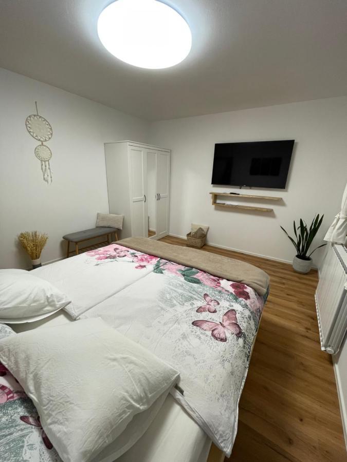 Apartma Guide 360 ボヴェツ エクステリア 写真