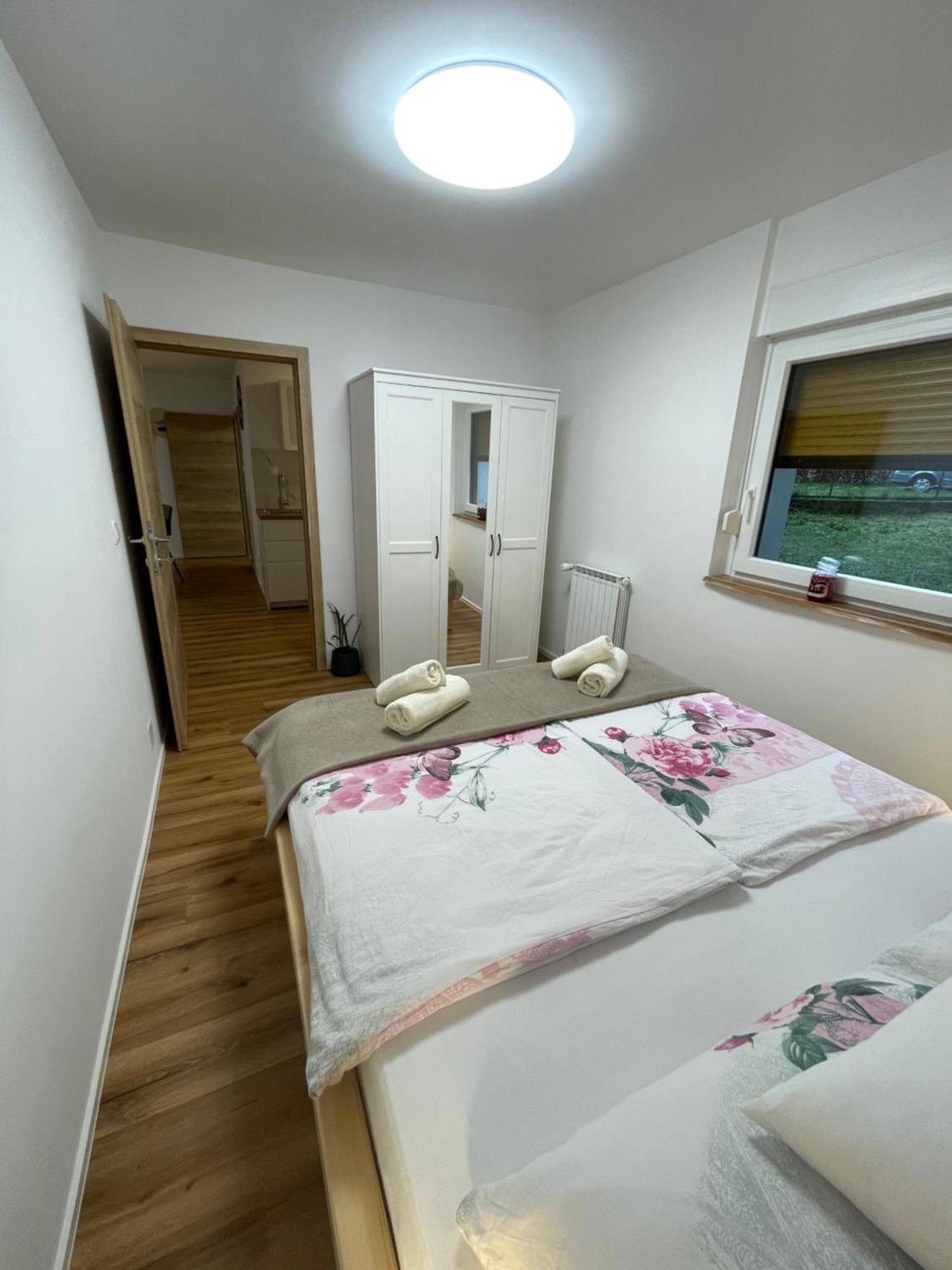 Apartma Guide 360 ボヴェツ エクステリア 写真