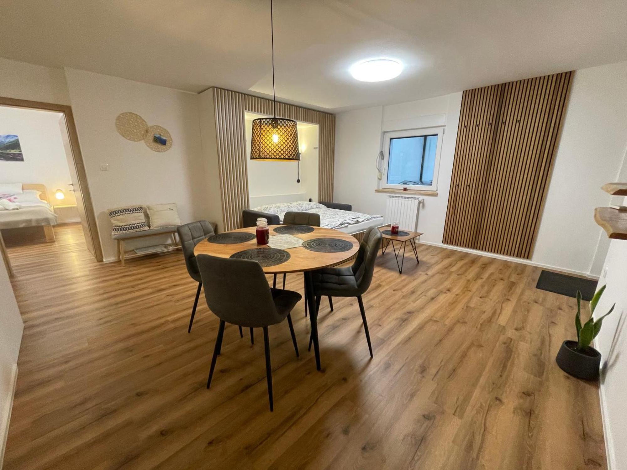Apartma Guide 360 ボヴェツ エクステリア 写真