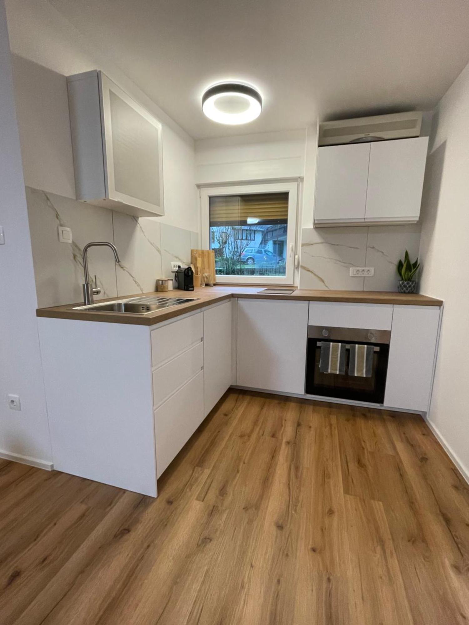 Apartma Guide 360 ボヴェツ エクステリア 写真