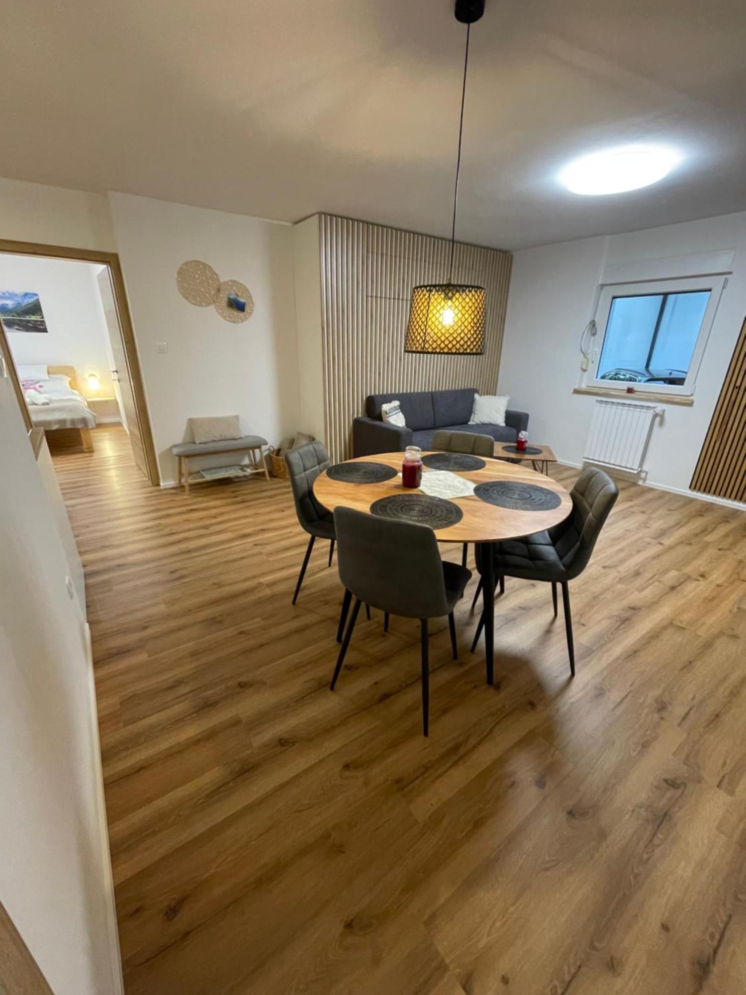 Apartma Guide 360 ボヴェツ エクステリア 写真